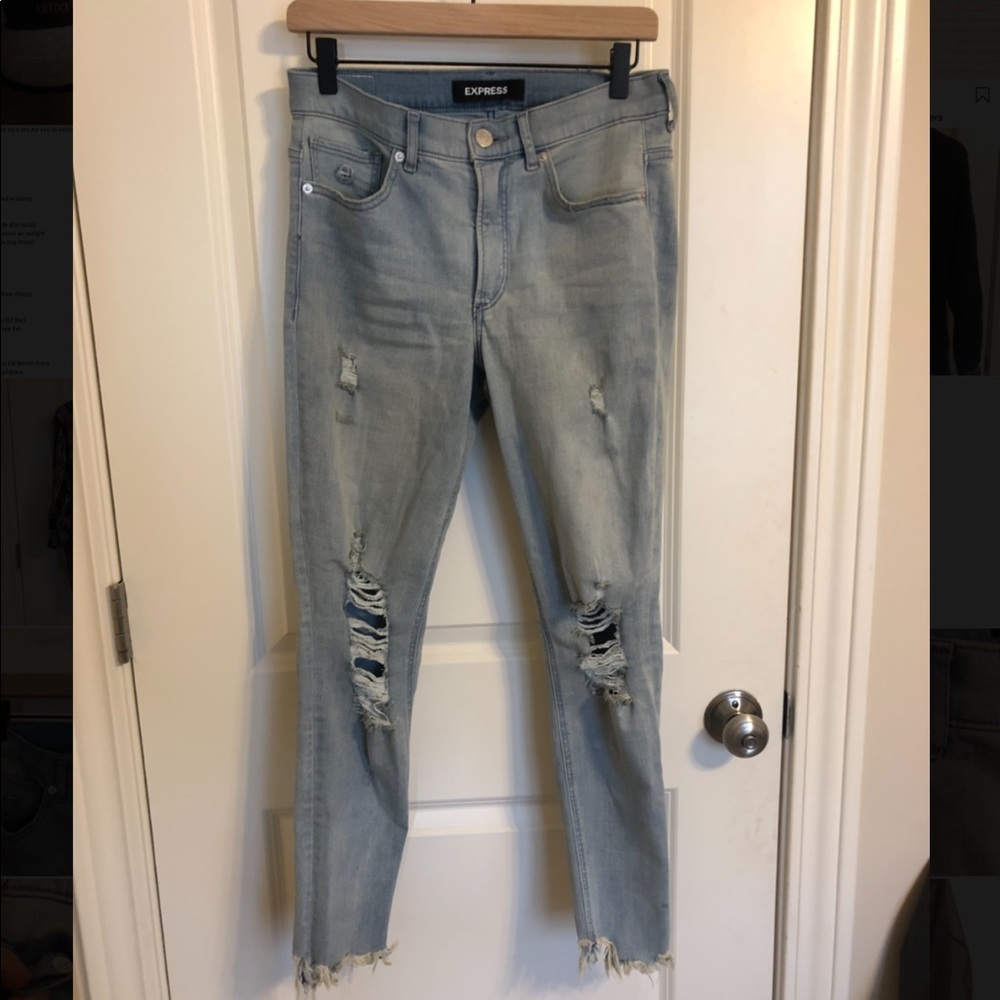 Distressed light-wash high-rise jeggings